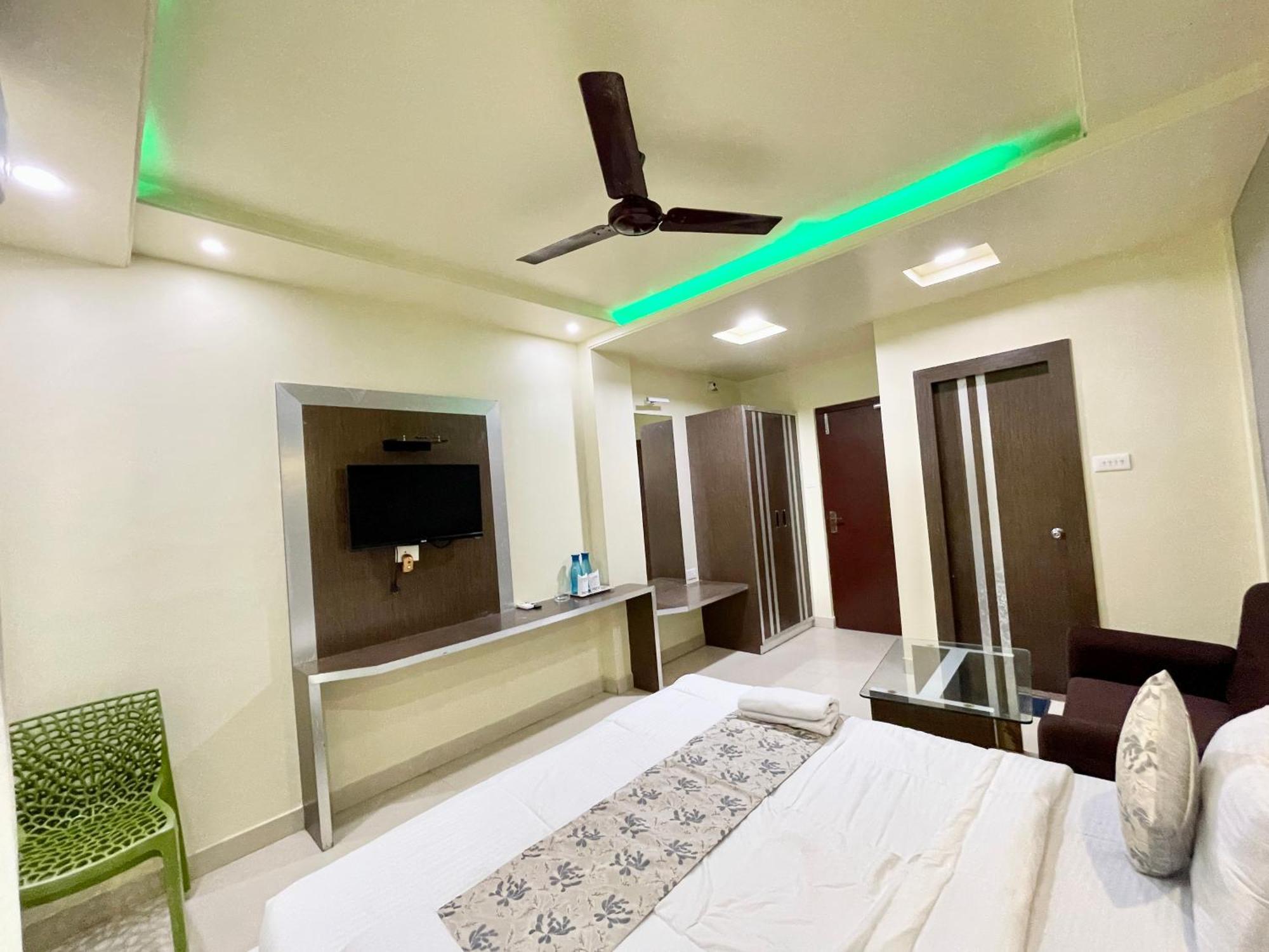 Hotel Trends In Puri Exterior foto